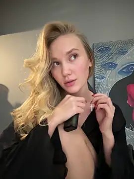 Snapshot of MariaTull chatting on February 9, 2025, 10:21 pm MariaTull online show from February 9, 2025, 10:21 pm