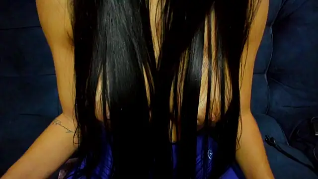 tiffanystonne online show from October 16, 2025, 1:19 pm