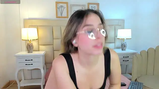 Meredit Lane online show from March 20, 2025, 3:45 am