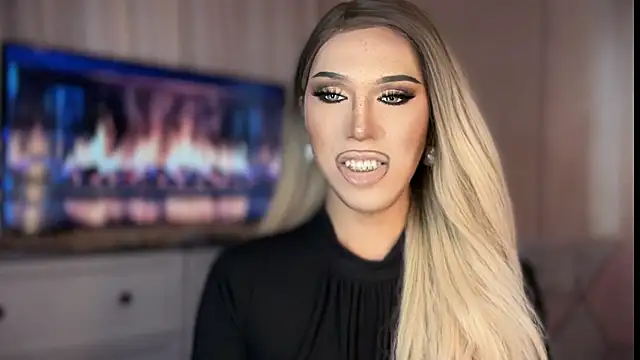 Ts glamxxxx online show from April 2, 2026, 1:35 am