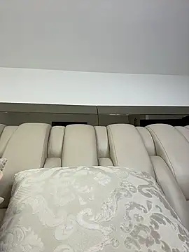 ALISSON FOXXX1 online show from February 22, 2026, 10:55 pm