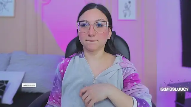 lucy neil online show from April 9, 2026, 2:35 am