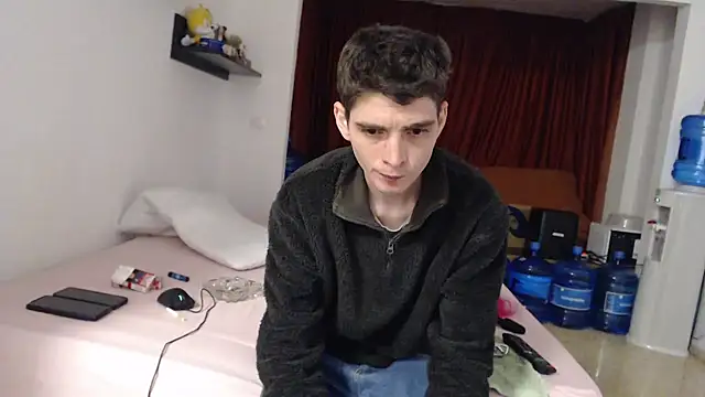 Snapshot of OnlySolovicio chatting on November 27, 2025, 9:04 pm OnlySolovicio online show from November 27, 2025, 9:04 pm