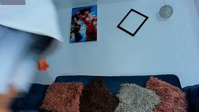 Leonsmoron online show from October 18, 2025, 10:12 pm