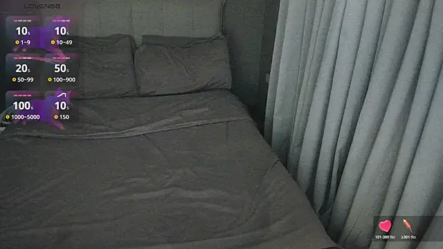 MissAyaCollins online show from November 2, 2025, 5:56 am