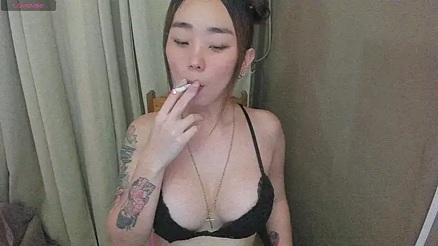 MissAyaCollins online show from November 19, 2025, 4:45 am