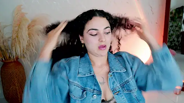 merida bell18 online show from March 19, 2026, 9:15 pm