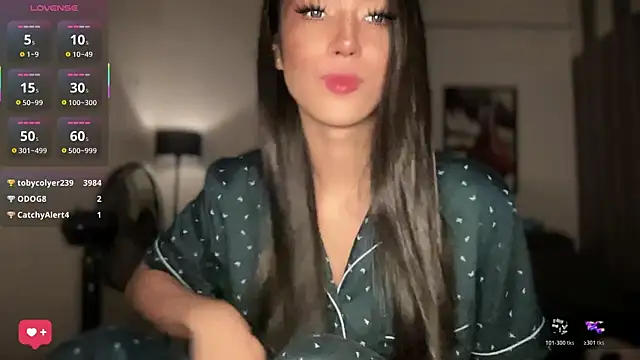 Snapshot of Bella_Gordon chatting on July 20, 2026, 2:19 am Bella Gordon online show from July 20, 2026, 2:19 am