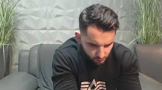 Antoniodiamond online show from January 21, 2025, 9:15 pm