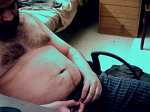 aksxi1 online show from May 17, 2026, 3:56 pm
