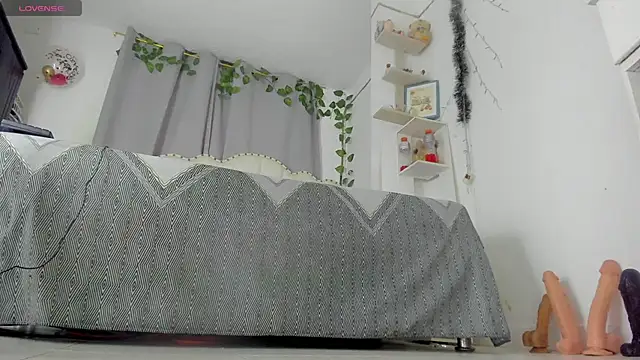 khalyn jenner online show from February 24, 2025, 10:58 pm