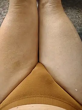 kiam471 online show from November 7, 2025, 1:15 pm