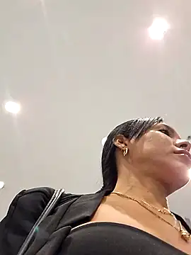 Doll Loren online show from September 16, 2025, 2:51 pm