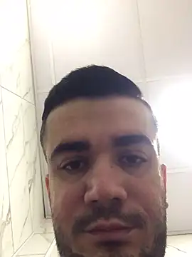 boyygirlls online show from February 4, 2025, 8:13 am