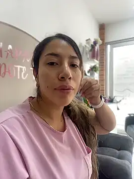 Snapshot of daniela_henao chatting on April 23, 2026, 3:02 pm daniela henao online show from April 23, 2026, 3:02 pm