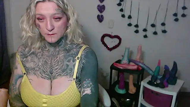 Snapshot of SLOPPYTITSS chatting on February 17, 2026, 10:45 am SLOPPYTITSS online show from February 17, 2026, 10:45 am