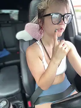 Cutiepiespanks online show from October 18, 2025, 7:16 pm