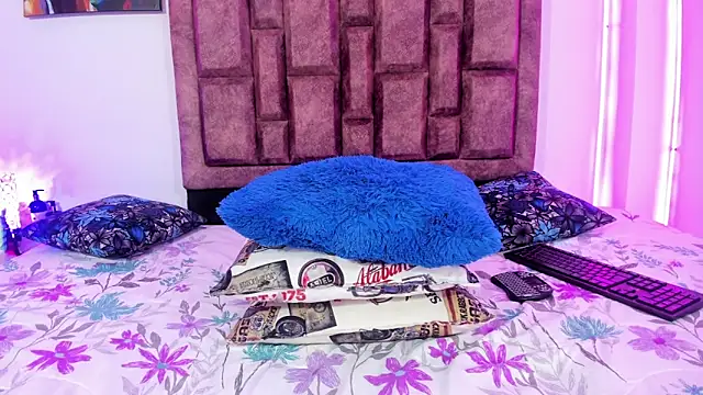 NaughtyAnaa online show from October 11, 2025, 4:19 pm