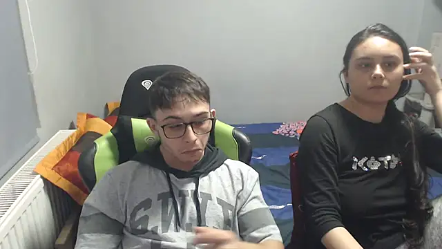 Snapshot of Alien7nebula chatting on February 2, 2025, 11:00 pm Alien7nebula online show from February 2, 2025, 11:00 pm