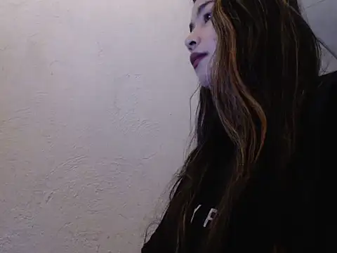 Snapshot of Urbabygirl_jenny chatting on May 23, 2026, 8:13 am Urbabygirl jenny online show from May 23, 2026, 8:13 am