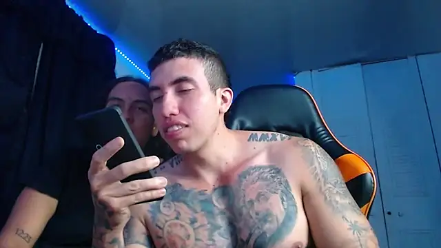 Adam Hudsond online show from October 4, 2025, 3:52 am