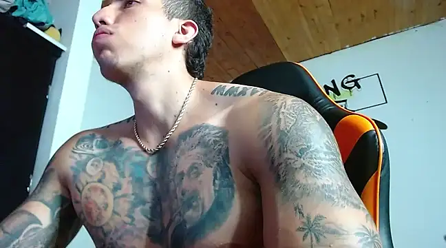 Adam Hudsond online show from December 24, 2024, 11:22 pm