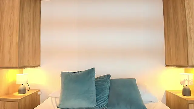 Snapshot of Isabella_Harley chatting on September 26, 2025, 12:45 pm Isabella Harley online show from September 26, 2025, 12:45 pm