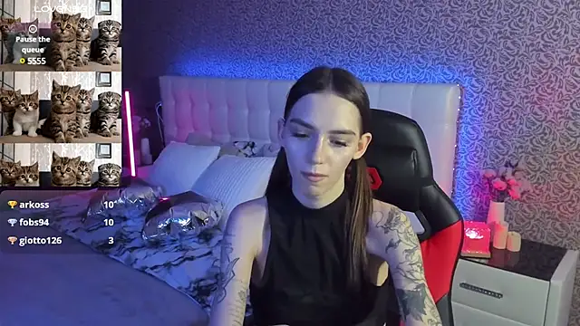 Snapshot of SophieCatty chatting on February 28, 2025, 5:59 pm SophieCatty online show from February 28, 2025, 5:59 pm