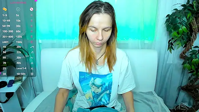 Snapshot of Bell_a_mi_ chatting on October 17, 2025, 9:01 am Bell a mi online show from October 17, 2025, 9:01 am