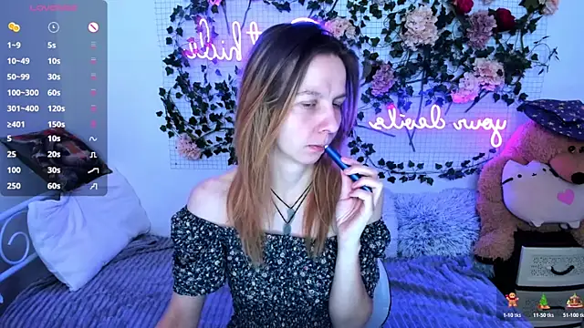 Snapshot of Bell_a_mi_ chatting on December 3, 2025, 12:26 pm Bell a mi online show from December 3, 2025, 12:26 pm