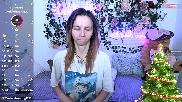 Snapshot of Bell_a_mi_ chatting on January 13, 2026, 2:21 pm Bell a mi online show from January 13, 2026, 2:21 pm