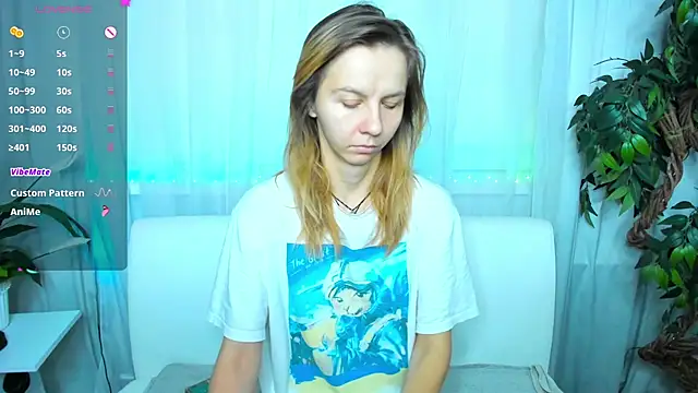 Snapshot of Bell_a_mi_ chatting on October 16, 2025, 9:06 am Bell a mi online show from October 16, 2025, 9:06 am