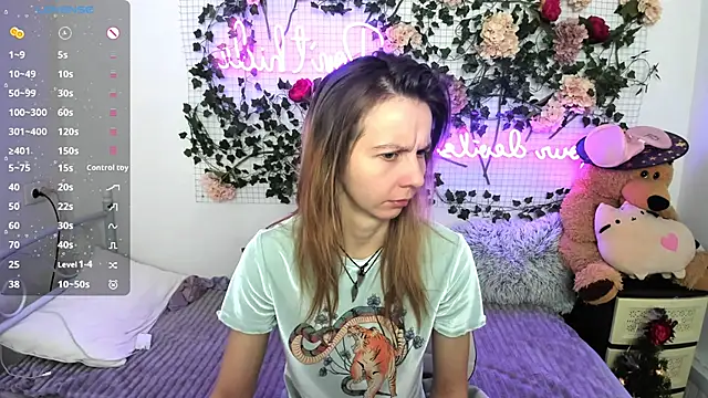 Snapshot of Bell_a_mi_ chatting on January 14, 2026, 2:31 pm Bell a mi online show from January 14, 2026, 2:31 pm