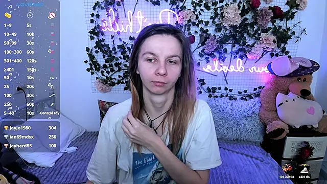 Snapshot of Bell_a_mi_ chatting on January 12, 2026, 2:46 pm Bell a mi online show from January 12, 2026, 2:46 pm