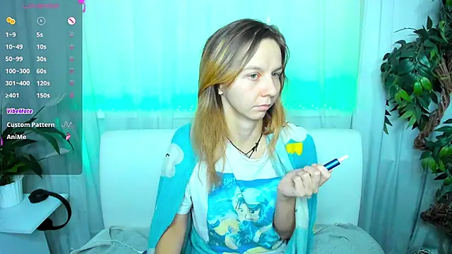 Snapshot of Bell_a_mi_ chatting on October 12, 2025, 7:32 am Bell a mi online show from October 12, 2025, 7:32 am