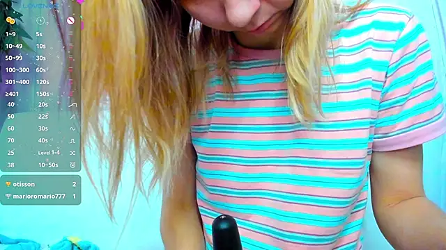 Snapshot of Bell_a_mi_ chatting on March 3, 2025, 5:37 am Bell a mi online show from March 3, 2025, 5:37 am