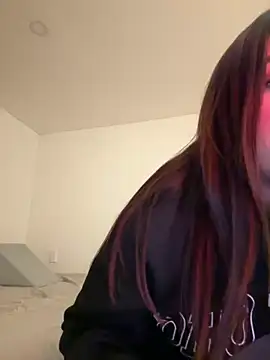 marcimaa online show from March 7, 2025, 1:42 am