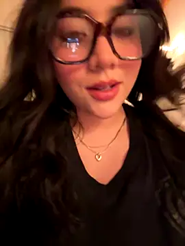 marcimaa online show from September 20, 2025, 11:21 pm