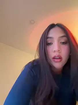 marcimaa online show from February 22, 2025, 11:13 pm