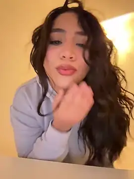 marcimaa online show from October 27, 2025, 9:38 pm