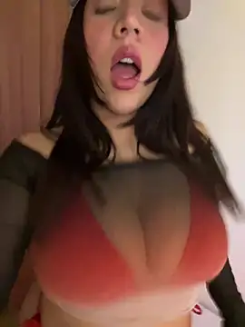 marcimaa online show from December 4, 2024, 10:35 pm