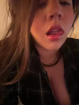 Snapshot of marcimaa chatting on February 17, 2026, 11:13 pm marcimaa online show from February 17, 2026, 11:13 pm