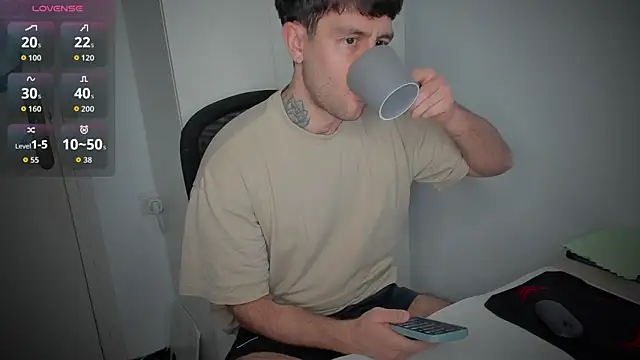 HonestAndrew online show from April 13, 2026, 5:44 am