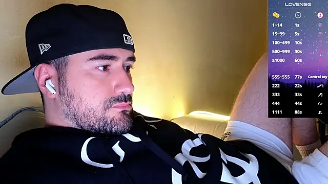 Snapshot of DominantTheo chatting on September 24, 2025, 3:02 am DominantTheo online show from September 24, 2025, 3:02 am