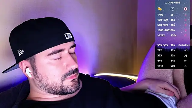 Snapshot of DominantTheo chatting on February 26, 2025, 3:14 am DominantTheo online show from February 26, 2025, 3:14 am