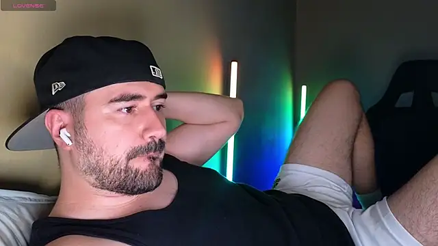 DominantTheo online show from March 31, 2026, 3:30 am