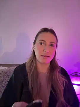 Snapshot of Eva_Ryen chatting on February 11, 2026, 4:29 pm Eva Ryen online show from February 11, 2026, 4:29 pm