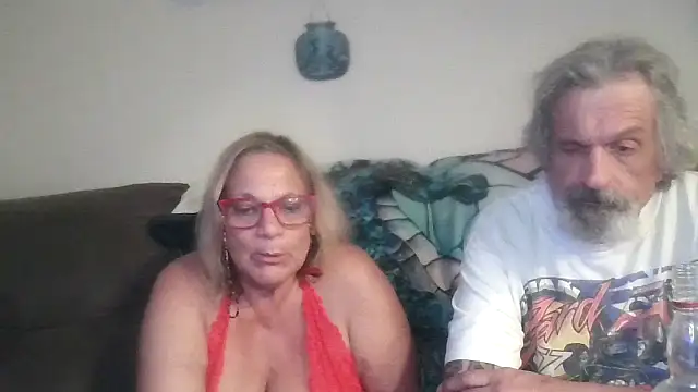 Victoria121565 online show from April 26, 2026, 6:43 am