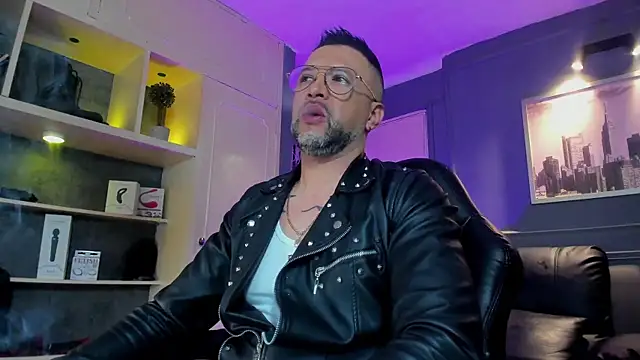 MrFrank tattoo online show from February 8, 2026, 10:13 am