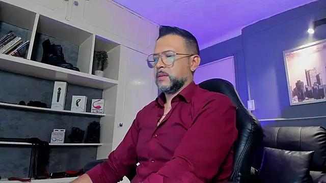 MrFrank tattoo online show from September 18, 2025, 11:57 am